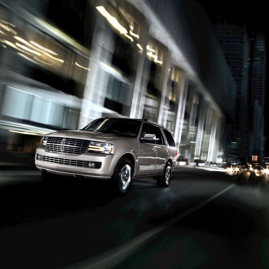  Lincoln Navigator 2006 года  (фото 20 из 82)